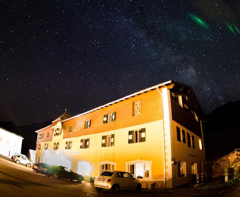 Berghotel Franzenshohe Trafoi Exteriör bild